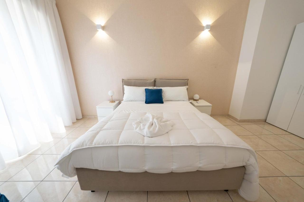 Chiaia Apartment San Pasquale By Dimorra 那不勒斯 外观 照片